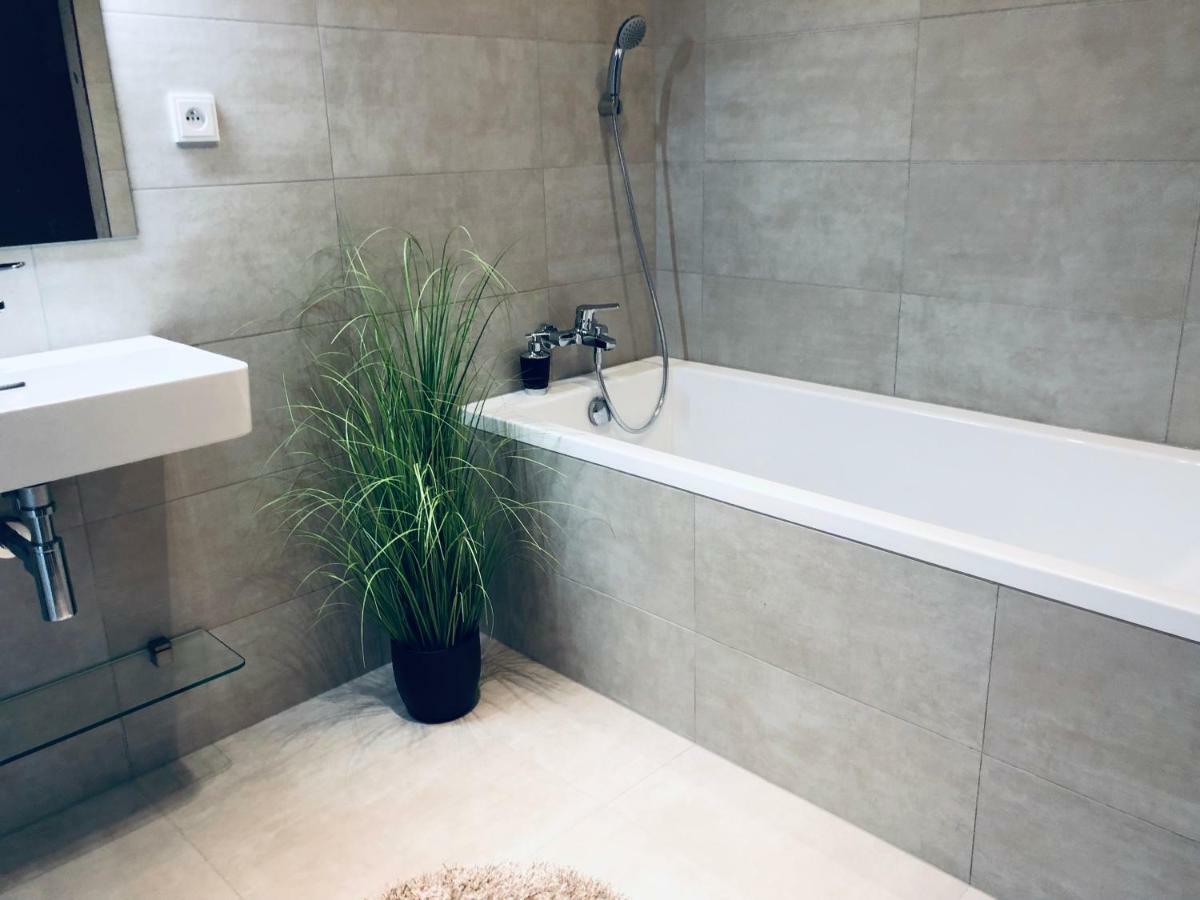 7Th Heaven Apartments Brno Luaran gambar
